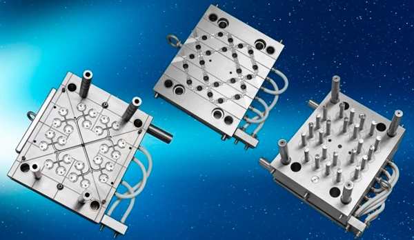 Two Part Syringe Barrel Mold